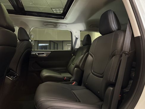New 2026 INFINITI QX80 Pure RWD image 17