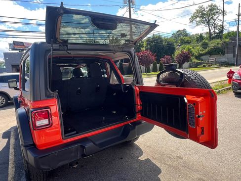 Used 2020 Jeep Wrangler Unlimited Sport S AWD/4WD image 9