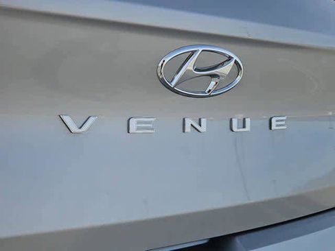 New 2026 Hyundai Venue SE image 12