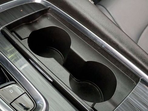 Used 2024 Buick Enclave Premium FWD image 19