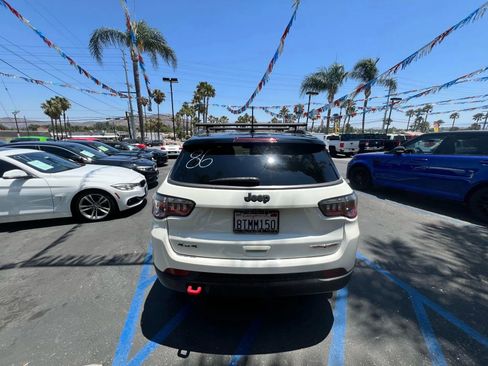 Used 2019 Jeep Compass Trailhawk AWD/4WD image 6