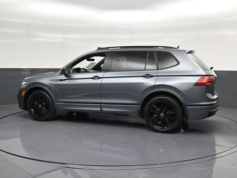 Used 2022 Volkswagen Tiguan SE R-Line FWD image 8