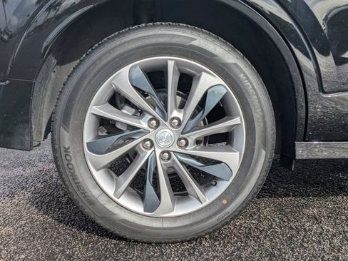 Used 2023 Buick Encore GX Select w/ Sport Touring Package FWD image 11