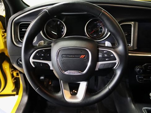 Used 2017 Dodge Charger R/T w/ Beats Audio Group image 33