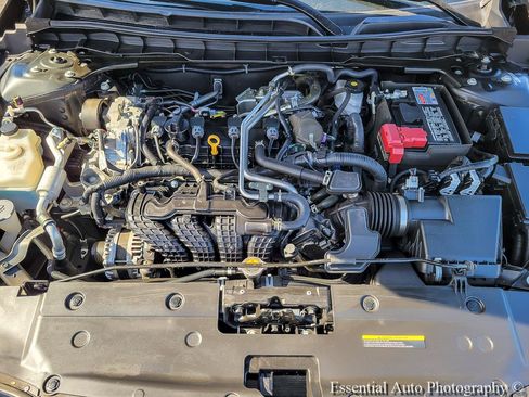 Used 2025 Nissan Altima 2.5 SV FWD image 34