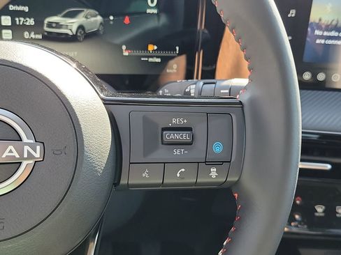 New 2026 Nissan Kicks SR w/ SR Premium Package FWD image 7