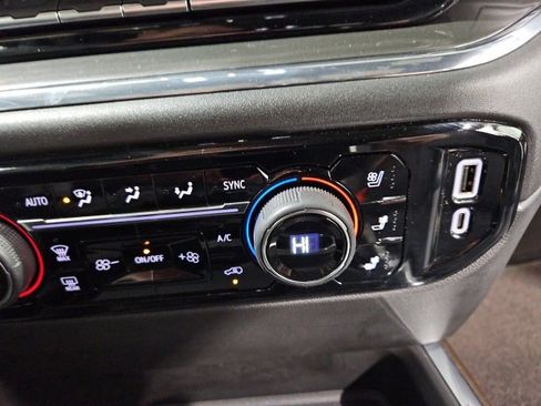 Certified 2024 Chevrolet Silverado 3500 High Country w/ High Country Premium Package image 32