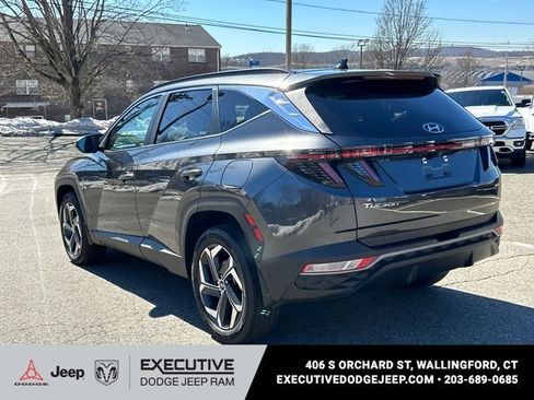 Used 2023 Hyundai Tucson SEL w/ Convenience Package image 2