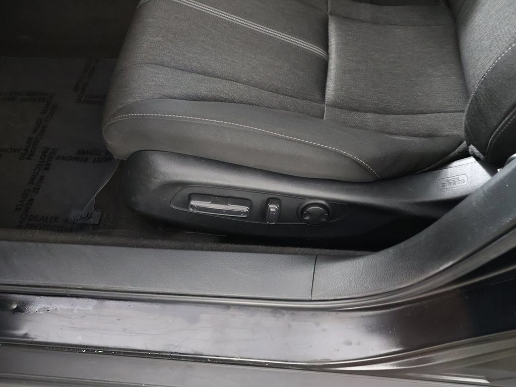 Used 2023 Honda Accord Sport image 29
