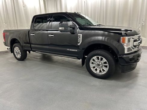 Used 2022 Ford F350 Limited image 1
