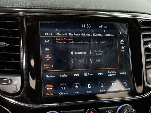 Used 2021 Jeep Grand Cherokee Trailhawk image 18