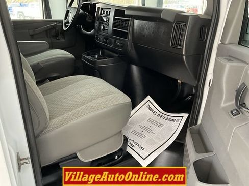 Used 2019 Chevrolet Express 2500 w/ Driver Convenience Package RWD image 34