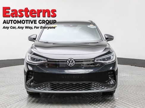 Used 2023 Volkswagen ID.4 Pro S image 2