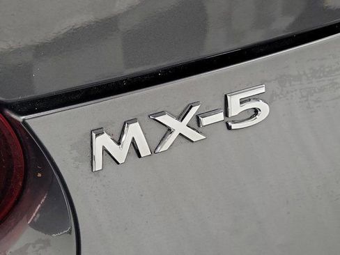 Used 2023 MAZDA MX-5 Miata Grand Touring image 7