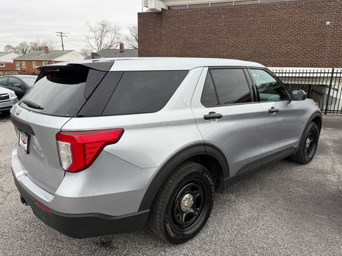 Used 2022 Ford Explorer AWD image 13