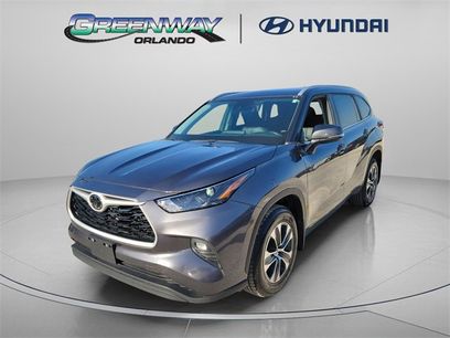 Used 2024 Toyota Highlander XLE