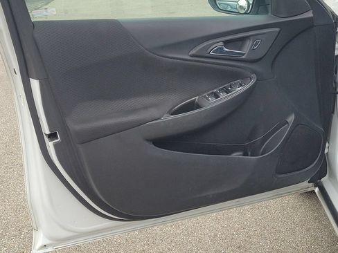 Used 2016 Chevrolet Malibu LT FWD image 16