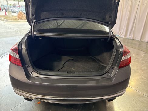 Used 2016 Honda Accord Sport image 11