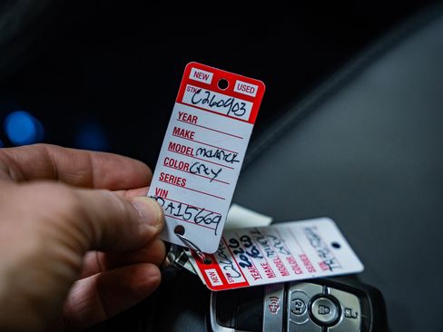 Certified 2026 Ford Maverick Lariat w/ Black Appearance Package image 51