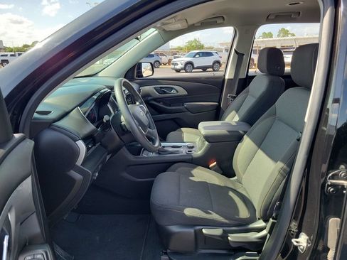 Used 2020 Chevrolet Traverse LS FWD image 17