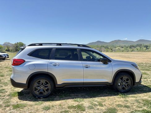 New 2026 Subaru Ascent Bronze Edition w/ Popular Package #2 AWD/4WD image 8