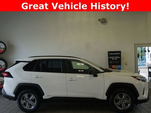 Certified 2025 Toyota RAV4 LE AWD/4WD image 2