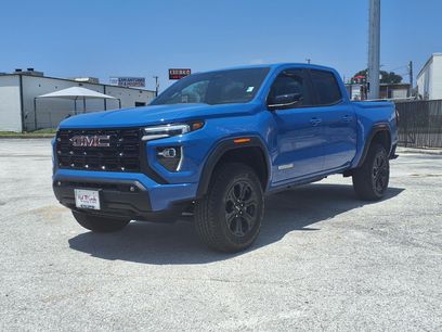 Used 2025 GMC Canyon Elevation w/ Convenience Package