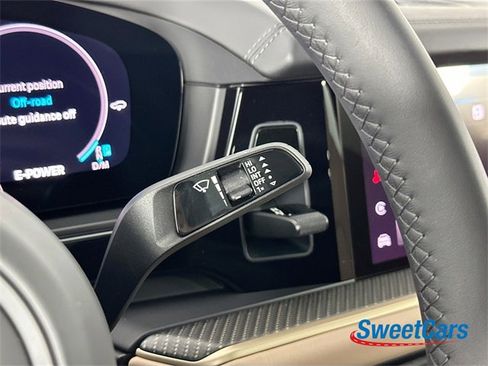 Used 2025 Porsche Cayenne Turbo image 21