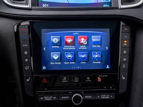 Used 2019 INFINITI QX50 Essential w/ Premium Heat Package AWD/4WD image 30