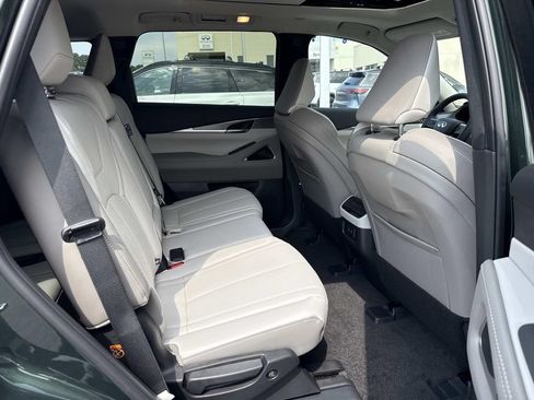 New 2027 INFINITI QX60 Luxe w/ Cargo Package AWD/4WD image 22