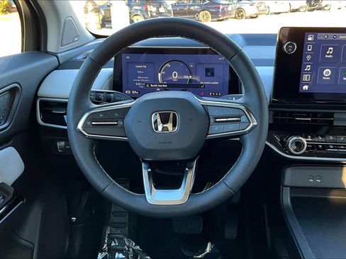 Used 2025 Honda Prologue Elite image 5