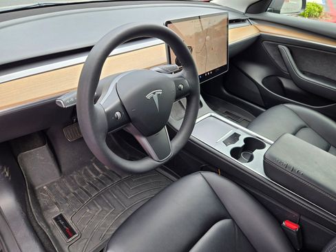Used 2022 Tesla Model 3 RWD image 9