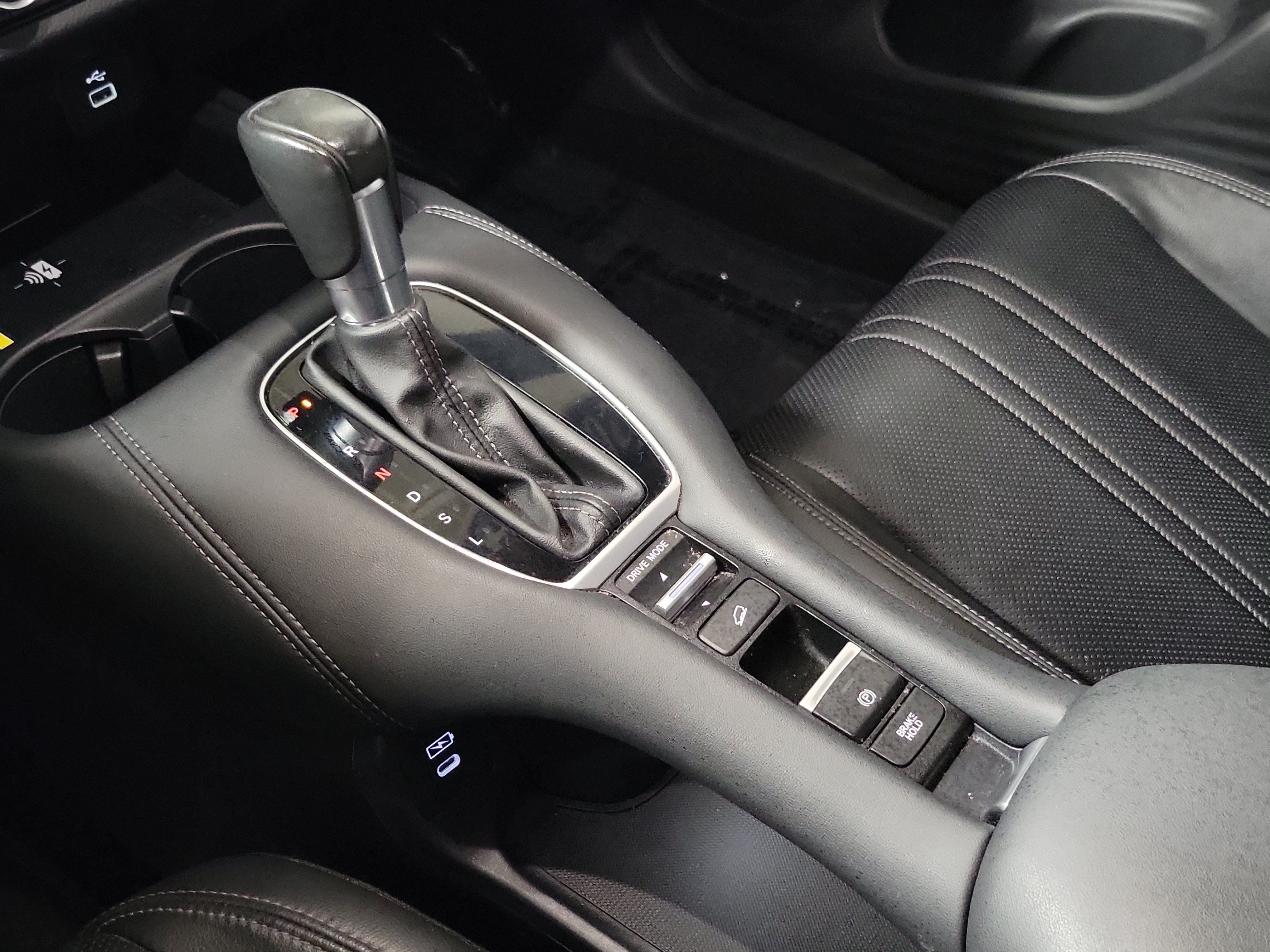 Certified 2024 Honda HR-V EX-L image 33