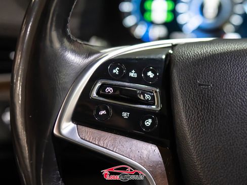 Used 2018 Cadillac Escalade ESV Premium Luxury image 26