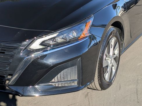 Certified 2025 Nissan Altima 2.5 S image 10