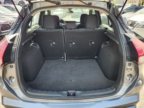 Certified 2024 Nissan Kicks SR w/ Exterior Package FWD image 18