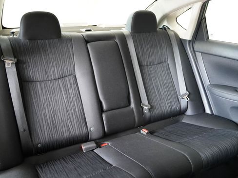 Used 2019 Nissan Sentra SV FWD image 34