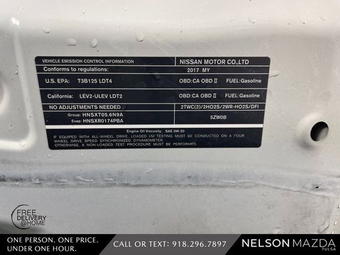 Used 2017 Nissan Armada Platinum w/ Interior Lighting Package image 51