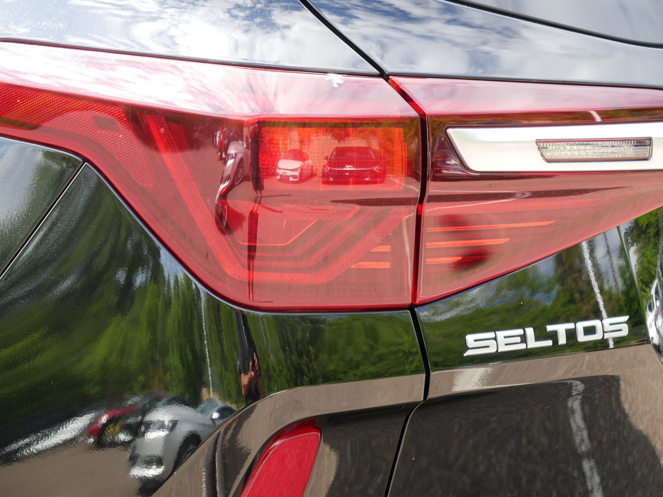 Used 2022 Kia Seltos EX AWD/4WD image 17