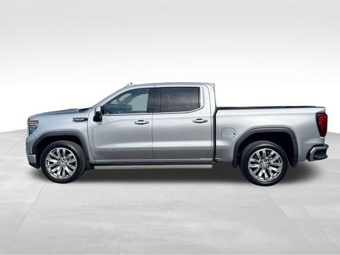 Used 2023 GMC Sierra 1500 Denali w/ Denali Reserve Package AWD/4WD image 7
