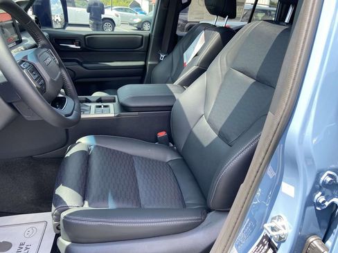 New 2026 Toyota Land Cruiser w/ Premium Package AWD/4WD image 17