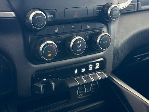 Used 2020 RAM 1500 Big Horn AWD/4WD image 22