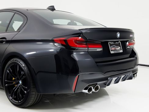 Used 2023 BMW M5 w/ Executive Package image 65