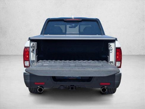Used 2021 Honda Ridgeline Black Edition image 6