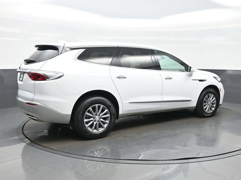 Used 2022 Buick Enclave Essence AWD/4WD image 8