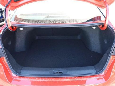 New 2026 Nissan Sentra SR w/ Floor Mat Package FWD image 7