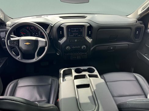 Used 2024 Chevrolet Silverado 1500 Custom RWD image 12