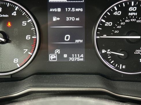 Used 2025 Subaru Outback Onyx Edition image 34