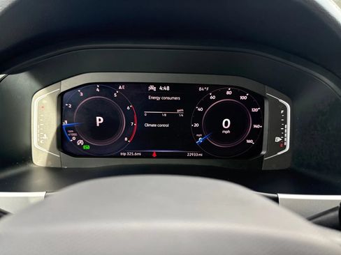 Used 2023 Volkswagen Atlas SE w/ Panoramic Sunroof Package FWD image 20