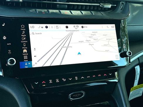 New 2026 Jeep Grand Cherokee Altitude AWD/4WD image 20